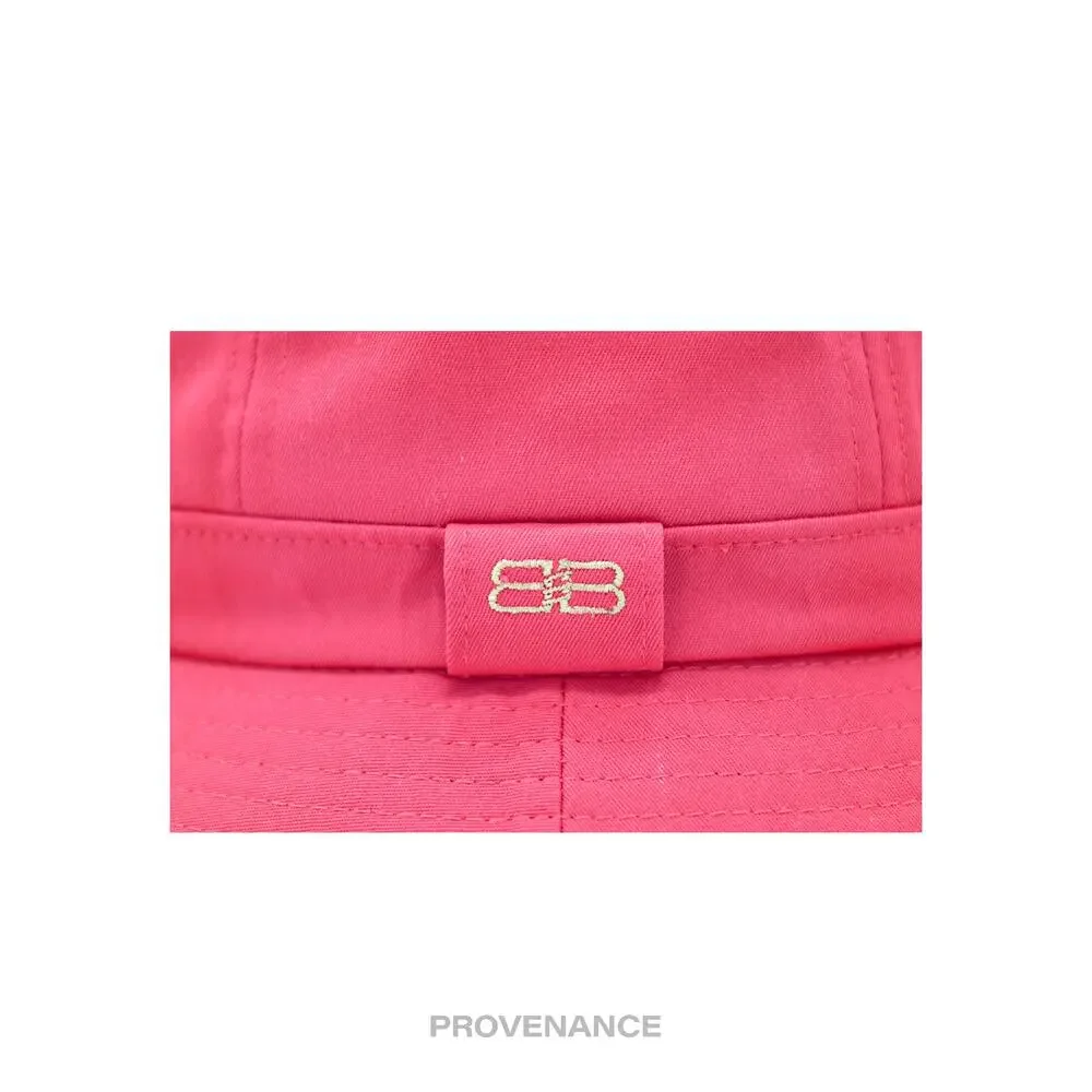 Balenciaga bucket hat